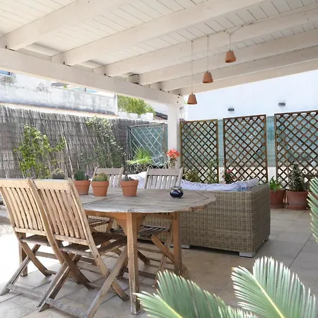 Studio Intendenza Apartment Bari